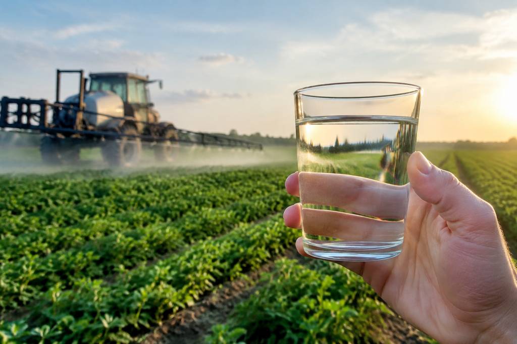 Pesticide contamination in drinking water: risks, regulations and filtration solutions