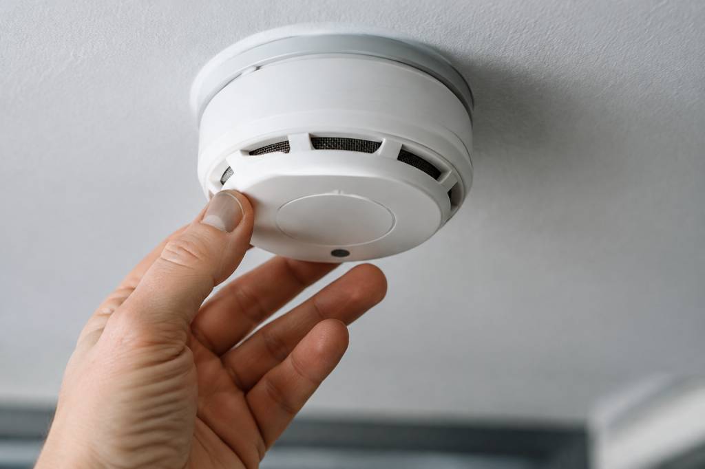 Are smoke detectors radioactive? Understanding the risks and safety measures